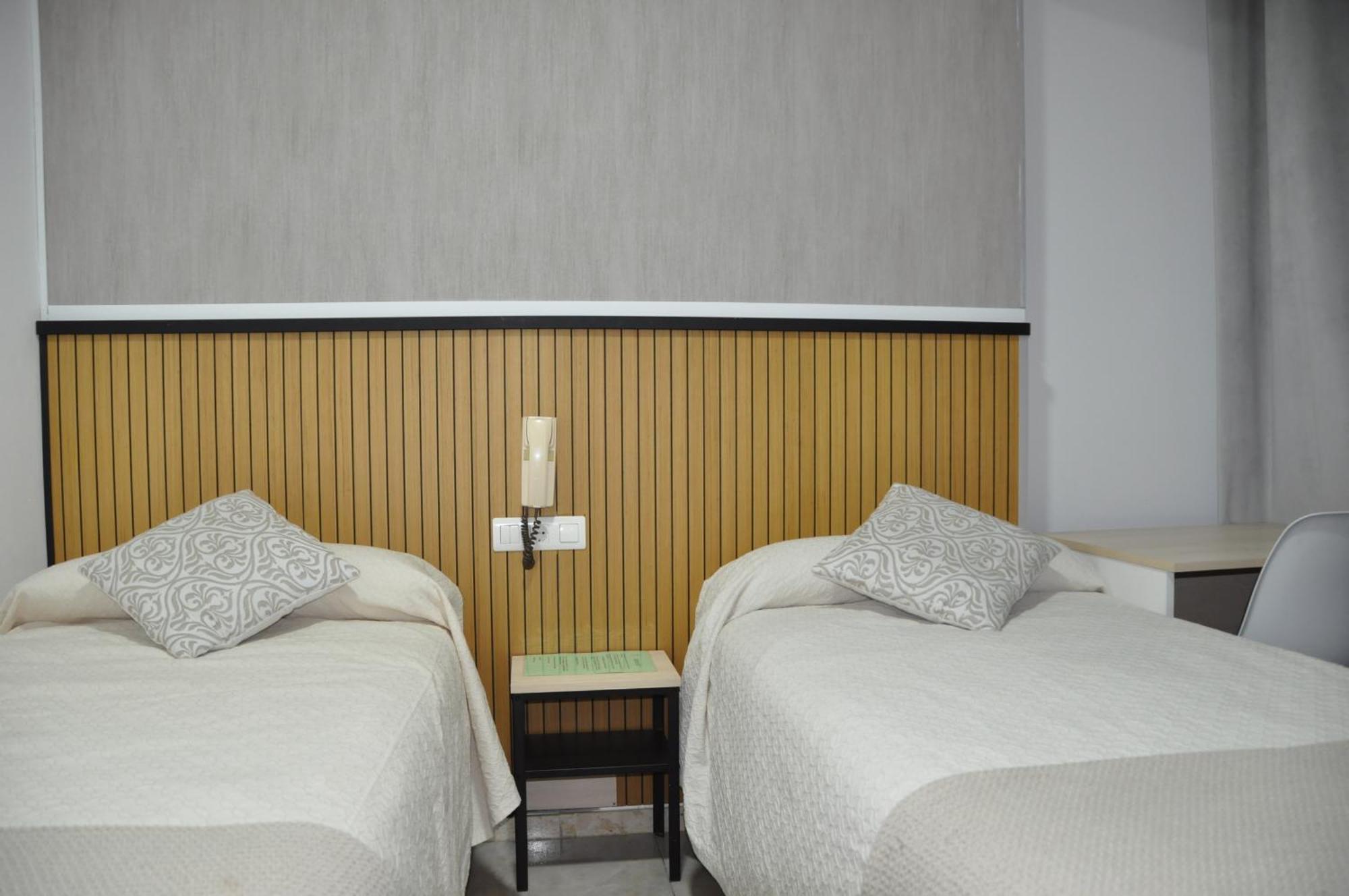 Hostal Ramón y Cajal Valladolid Exterior foto